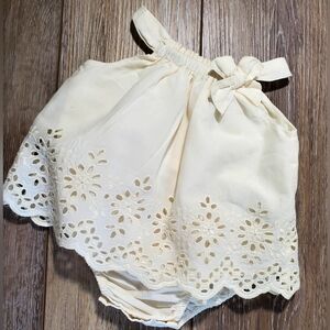 GAP Cream Eyelet Baby Romper  Size 3-6M